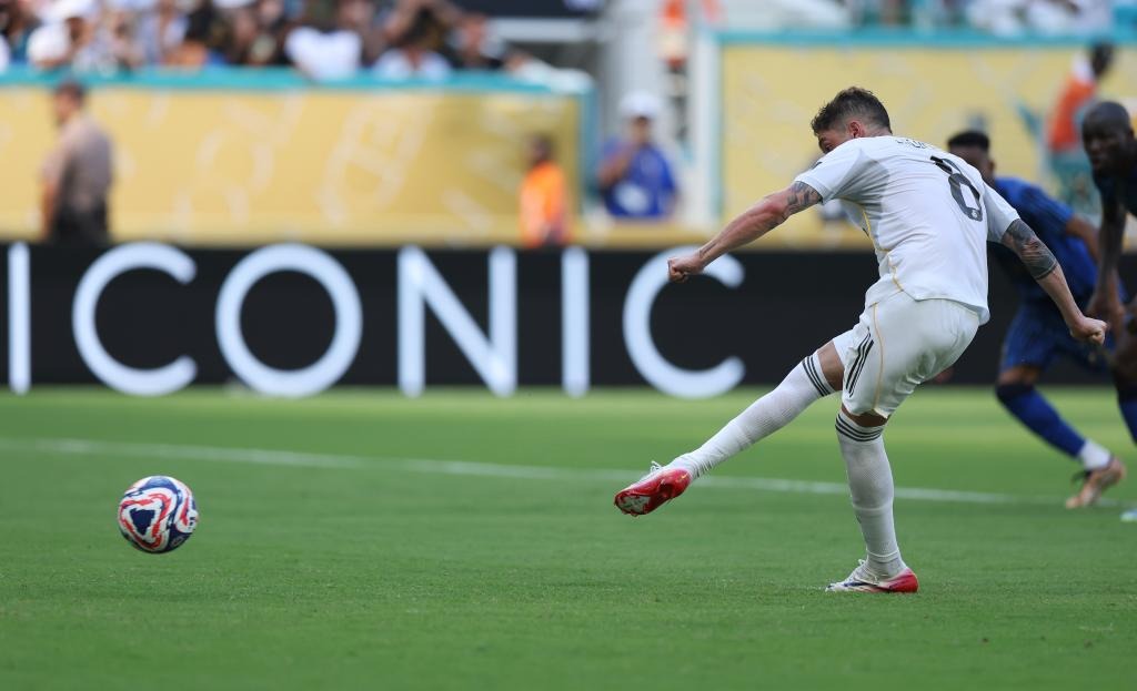 加盟至今仅替补出场2次，斯基拉：吉拉尔迪可能冬窗离开罗马