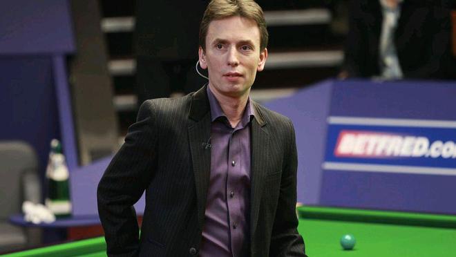 三分压哨绝杀！勇士险胜快船 库里9分哈登13分.