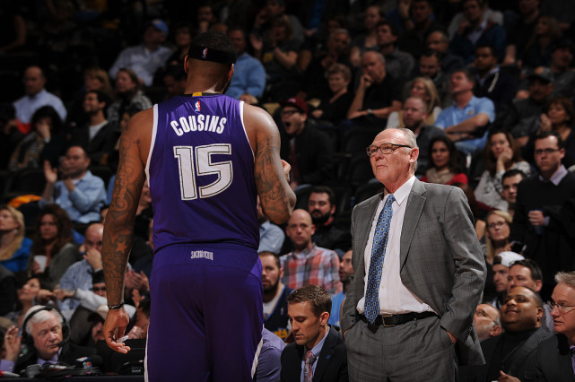 在攻防两端 在攻防两端