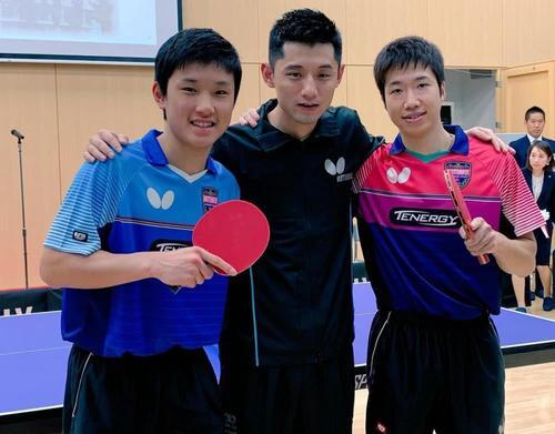 德容以其 德容以其